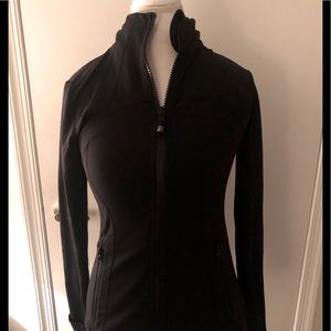 Lululemon zip up size 8